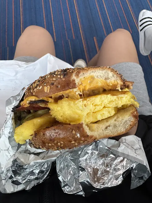 H&H Bagels Picture 8