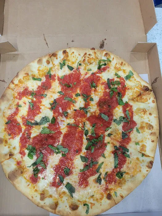 Family Pizzeria (Inwood) Picture 6