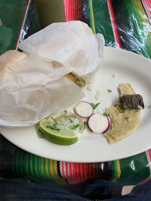 Taqueria El Rinconcito Picture 2