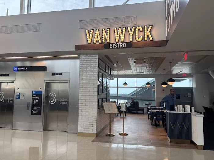 Urban Crave Picture 1