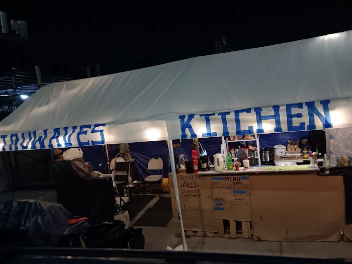Truwaves Kitchen & Market Picture 3