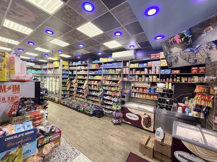 7&7 deli gourmet Picture 3