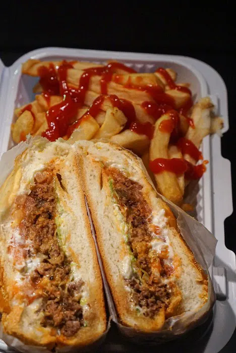 Hollis Deli and Grill Picture 3