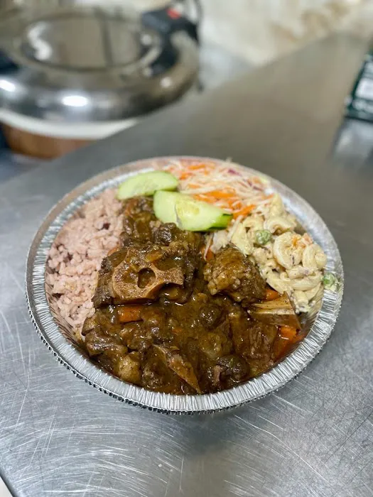 Leng Earth Food Restaurant Picture 1