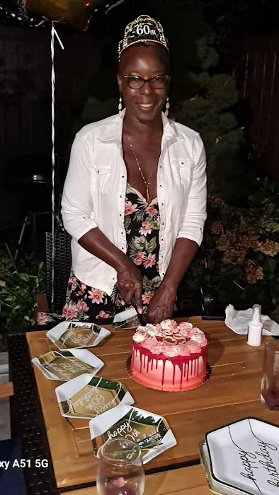 Archie's Best Desserts and Cake Picture 10