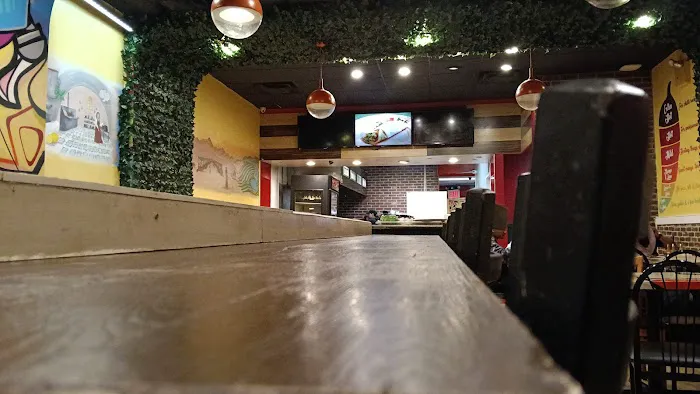 Frangos Peri Peri Queens Picture 7