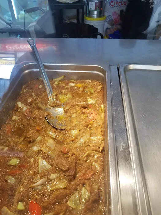 Friends Paradise Restaurant Picture 4