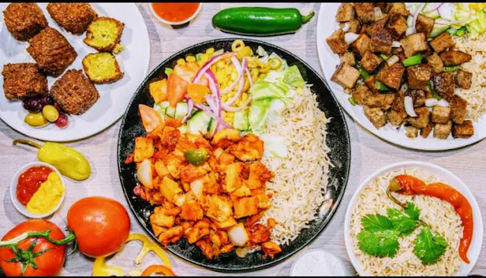 Layla Halal Food Picture 1