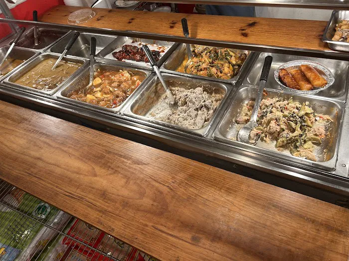 Mina's Kitchenette Picture 7