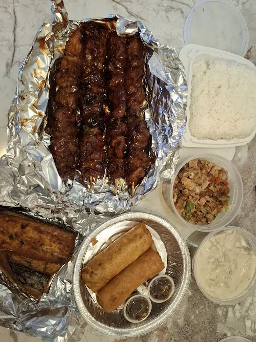 Mina's Kitchenette Picture 9