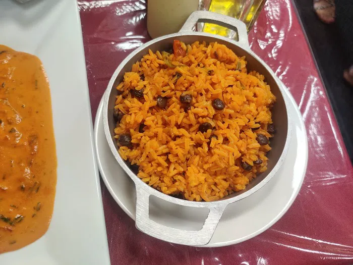 La Aurora Dominican Restaurant Picture 3