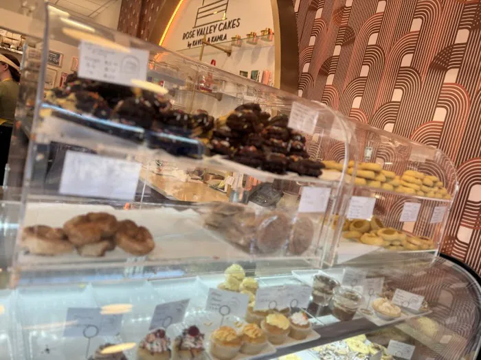 Rose Valley Cakes Picture 6