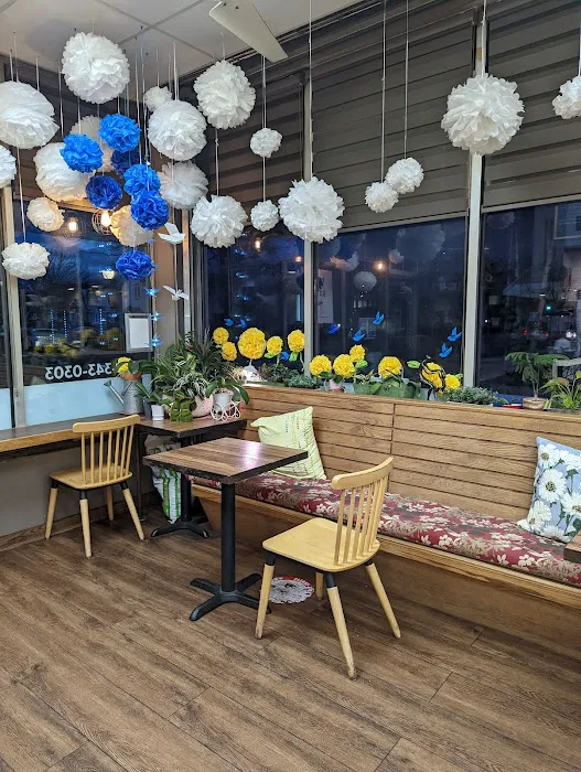 What a Bagel Cafe Picture 9