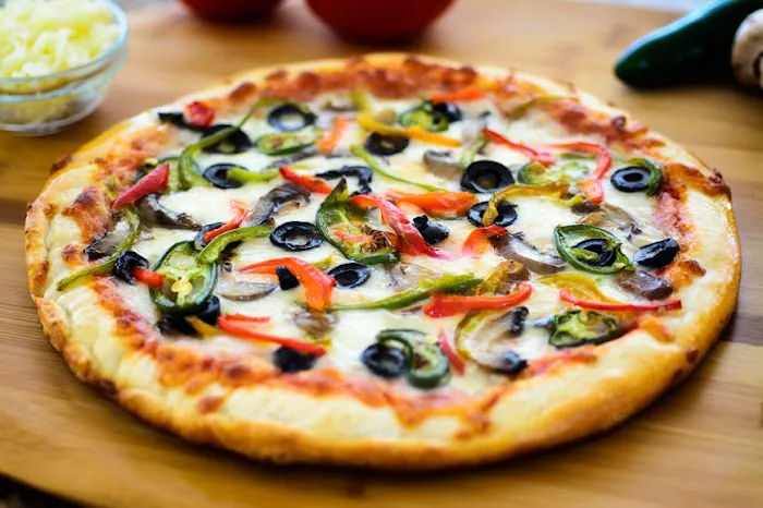 Bellerose Famous Pizza Picture 9