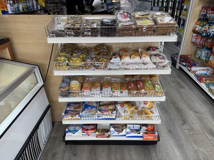 Elim Deli & Grocery Picture 5