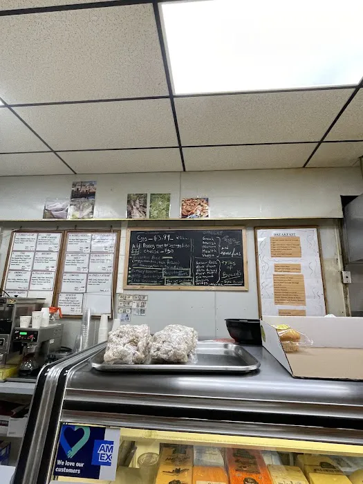 Lakeville Deli Picture 6