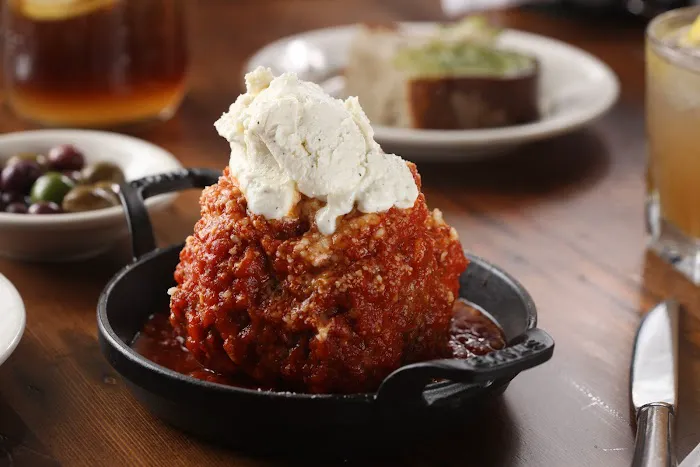 Luigi's Restaurant And Bar Picture 1