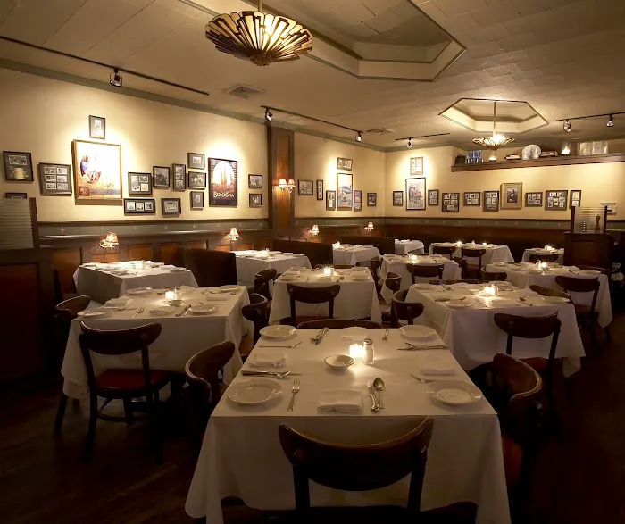 Luigi's Restaurant And Bar Picture 10