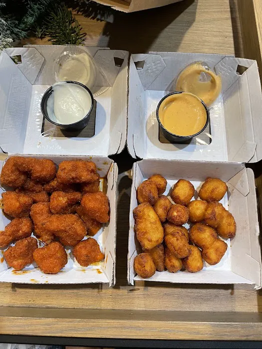 Buffalo Wild Wings 'GO' Picture 6