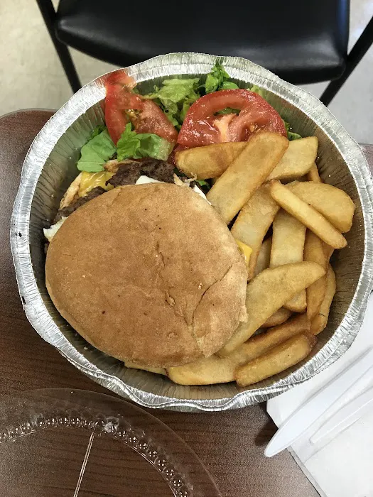 Spiro's food truck Picture 6