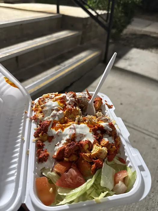 Moes Halal Food Picture 5