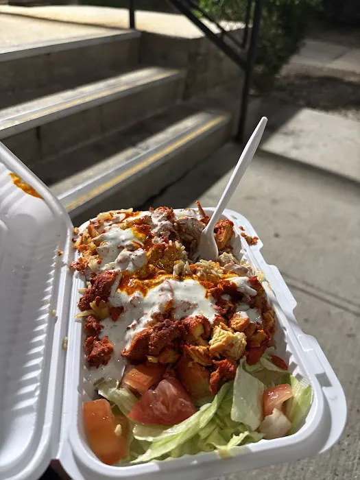 Moes Halal Food Picture 4