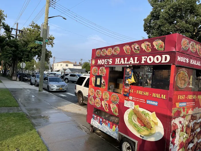 Moes Halal Food Picture 2