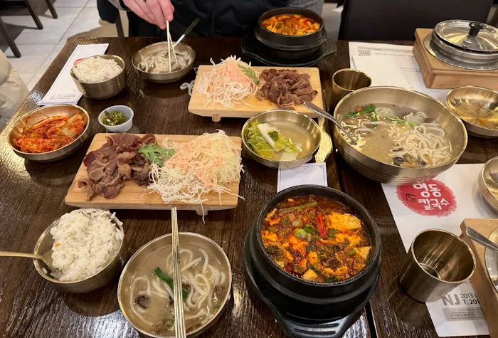 Myung Dong Noodle House Picture 9