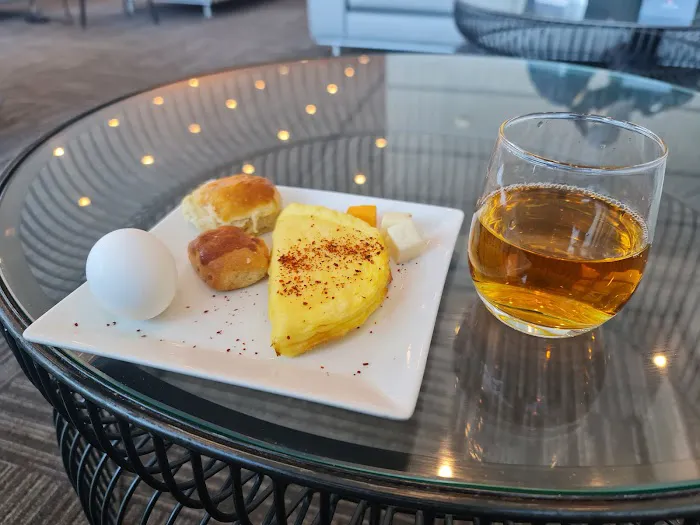 Turkish Airlines Lounge JFK Picture 2