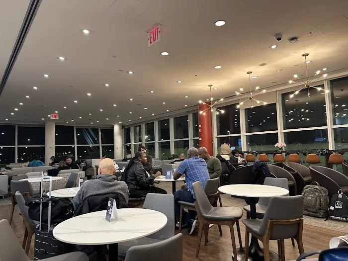 Turkish Airlines Lounge JFK Picture 5