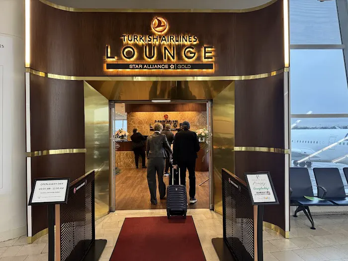 Turkish Airlines Lounge JFK Picture 10