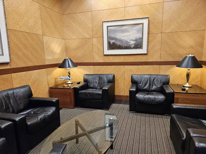 Korean Air first class lounge Picture 2