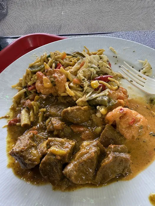 876 Caribbean Eatery Picture 10
