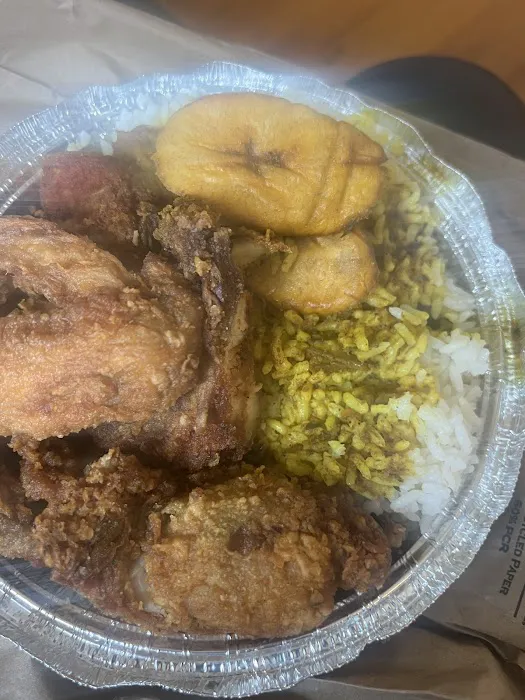 876 Caribbean Eatery Picture 7