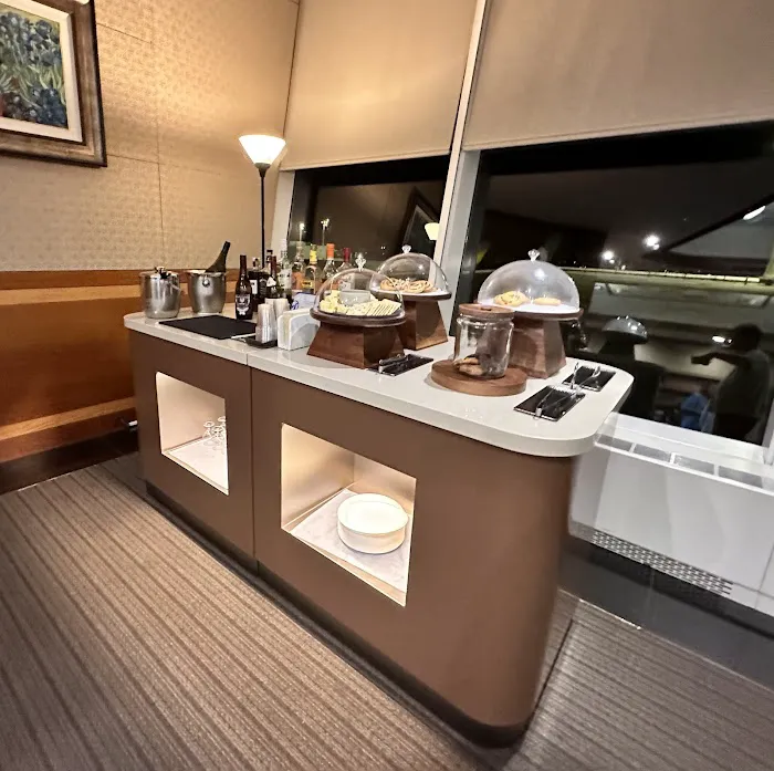 JFK Airport Korean Air Lounge Picture 9