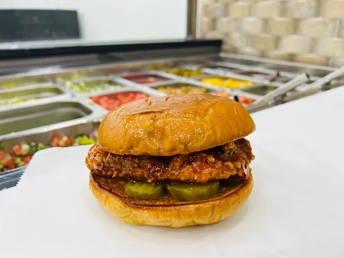 The Golden Grillers - Halal Picture 7