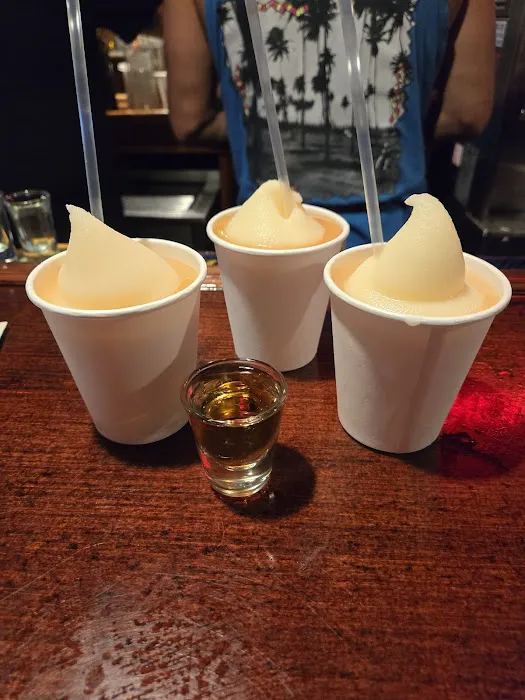 Connolly's Bar Picture 8