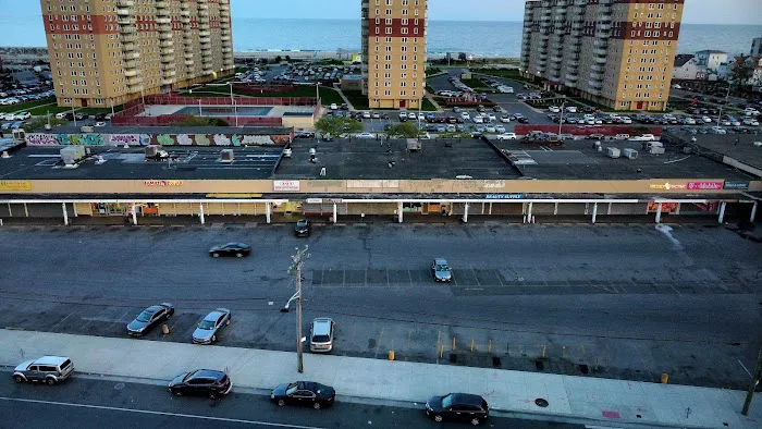 The Restaurant Picture 5