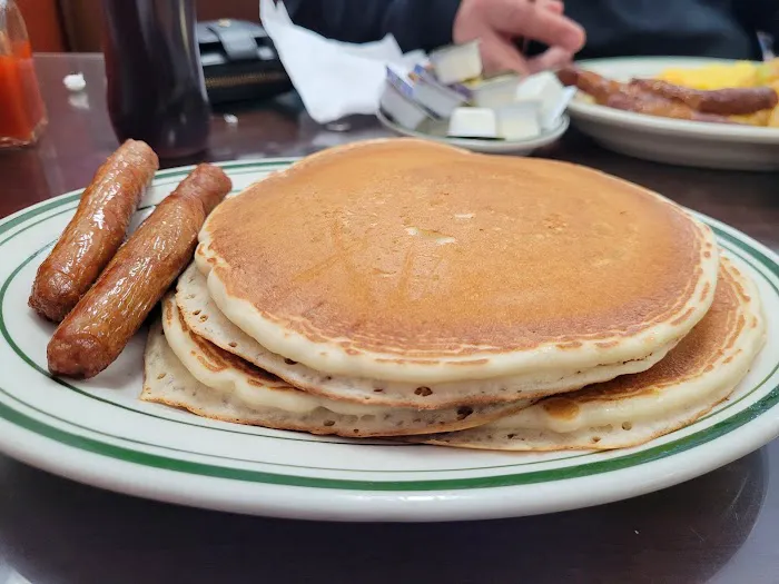 The Restaurant Picture 3