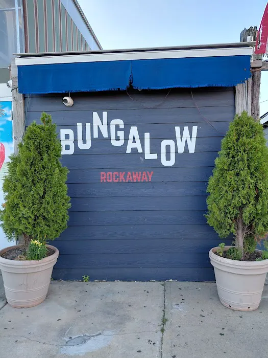 Bungalow Bar Picture 2