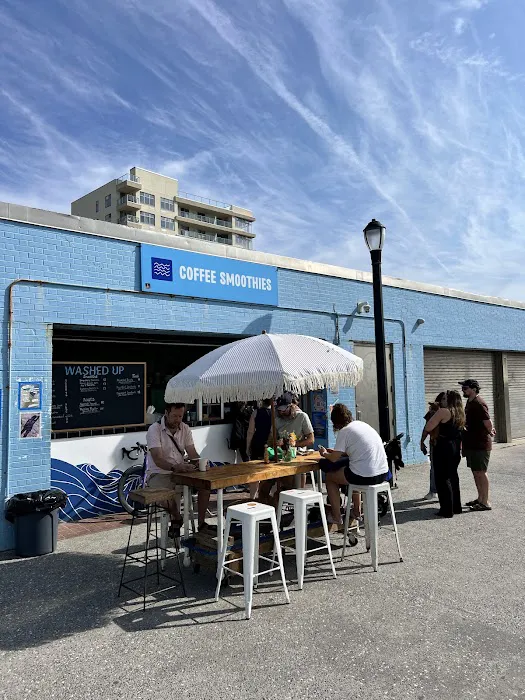 Washed Up Beach Cafe Picture 7