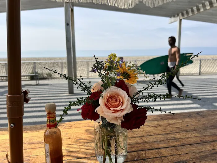 Washed Up Beach Cafe Picture 9