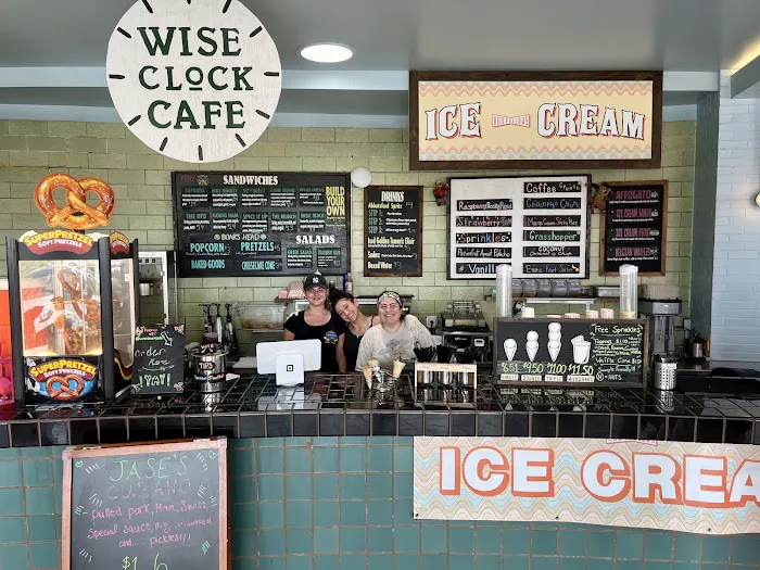 Wise Clock Cafe Picture 10