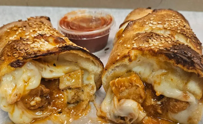 Elegante Restaurant & Pizzeria Picture 6