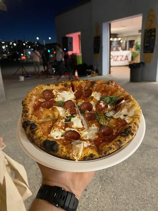 Seany Pizza (closed for the season) Picture 2