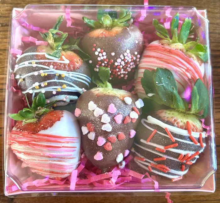 Raquel Confections Picture 5