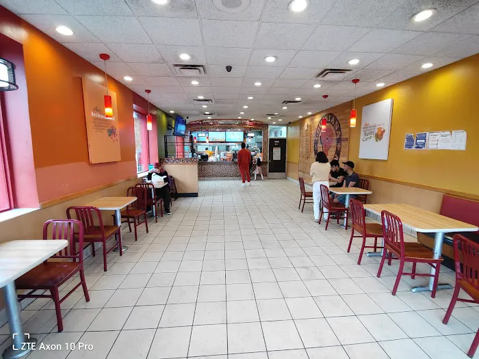 Popeyes Louisiana Kitchen Picture 1