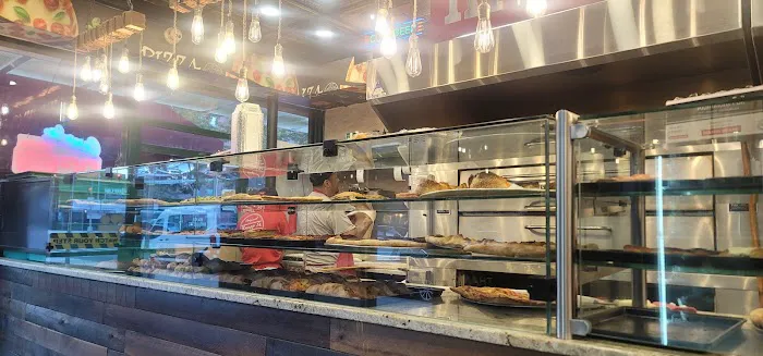 Knapp Street Pizza Picture 1
