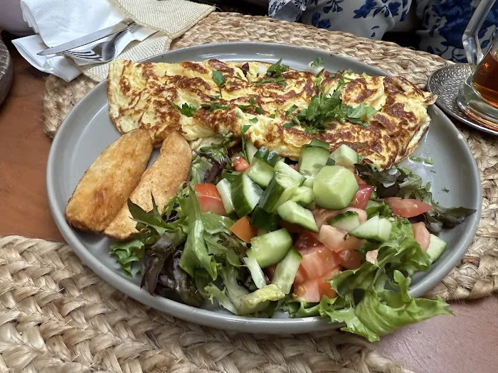 Loqma Cafe Picture 3