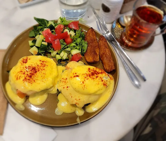 Loqma Cafe Picture 9